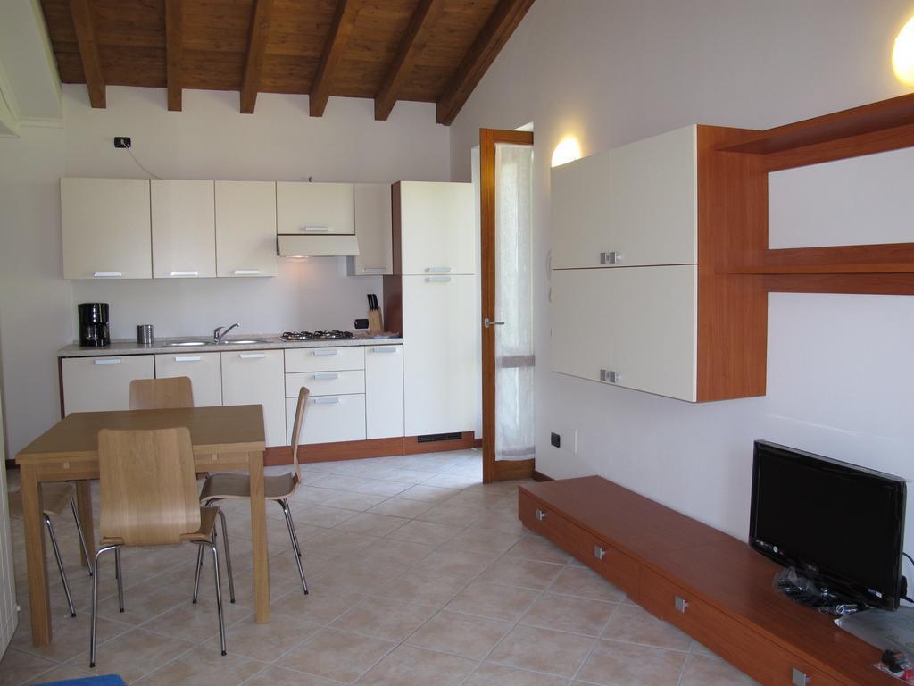 Appartamenti Donatello Toscolano-Maderno Zimmer foto
